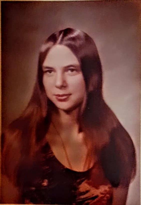 Formal school portrait of Cynthia June “Cindee” Meason